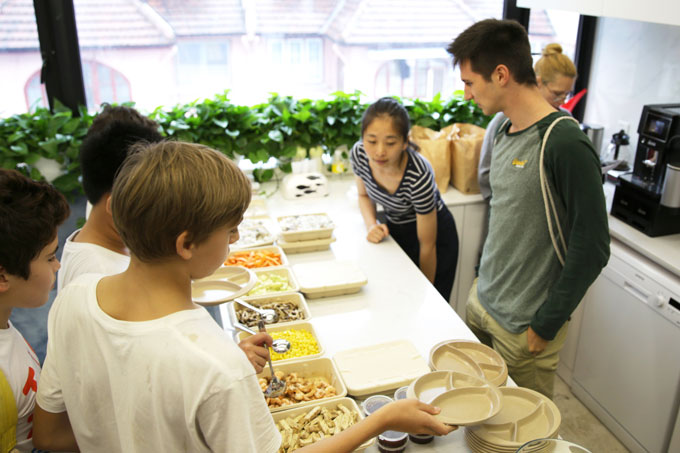 Food at Summer Camp | That's Mandarin Food at Summer Camp | That's Mandarin